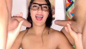  Amateur Latina Threesome on Webcam